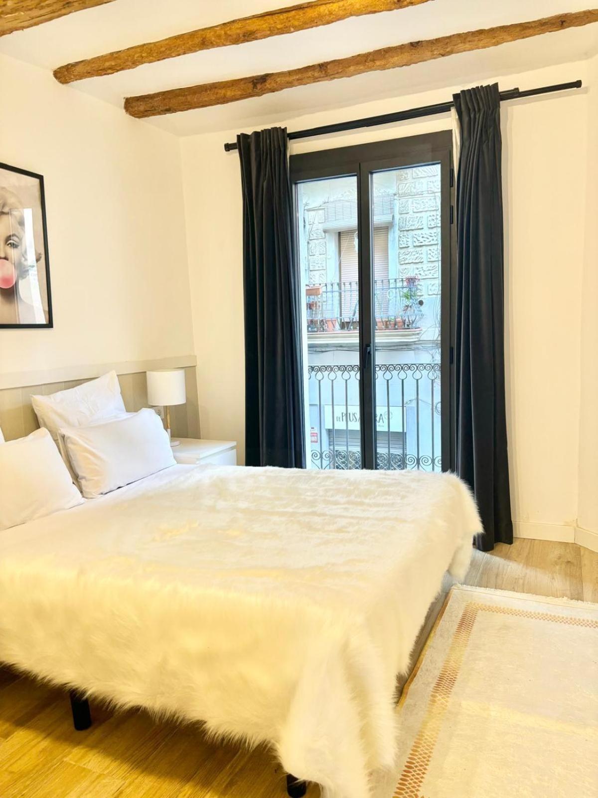 Piso Con Dos Con Camas Dobles Y Terrazas En El Poblenou * Barcelona